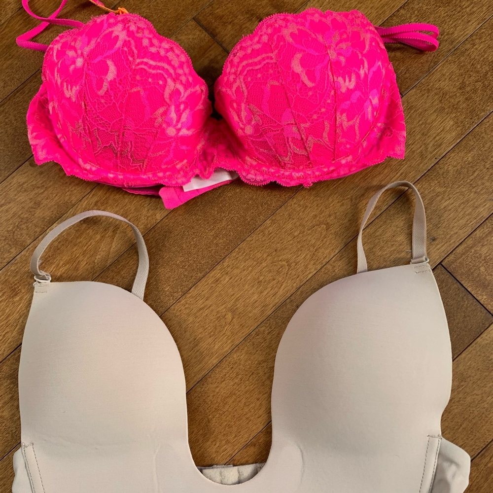 Victoria’s Secret pink 34B bra plunge bra 2 pair